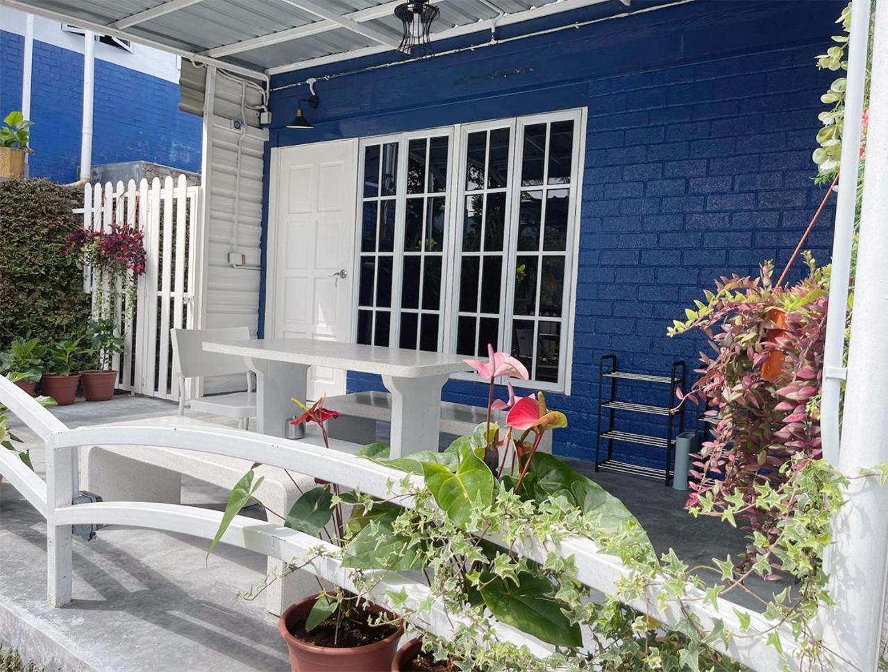 Blue Cabins By Pfordten Cottage Cameron Highlands Exterior photo
